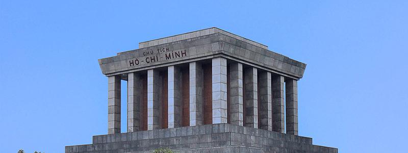 Ho Chi Minhs mægtige mausoleum