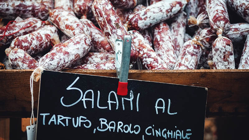 Smag på lokale specialiteter fra Piemonte området, Italien