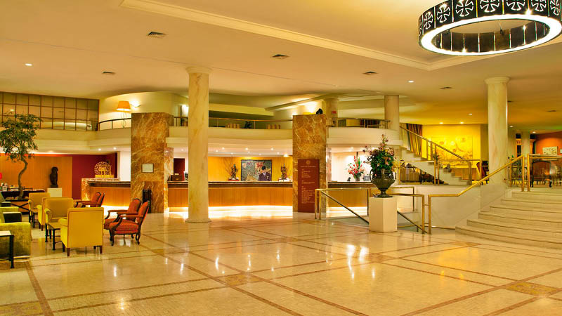 Lobby p Hotel dos Templarios