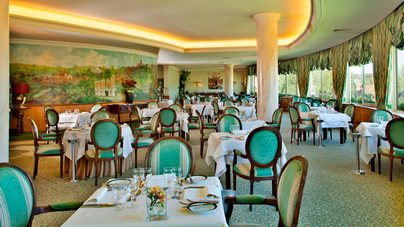 Fin restaurant p Hotel Dos Templarios 