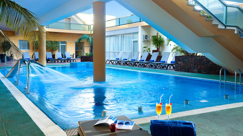 Indendrs pool p Hotel Best Semiramis, Tenerife